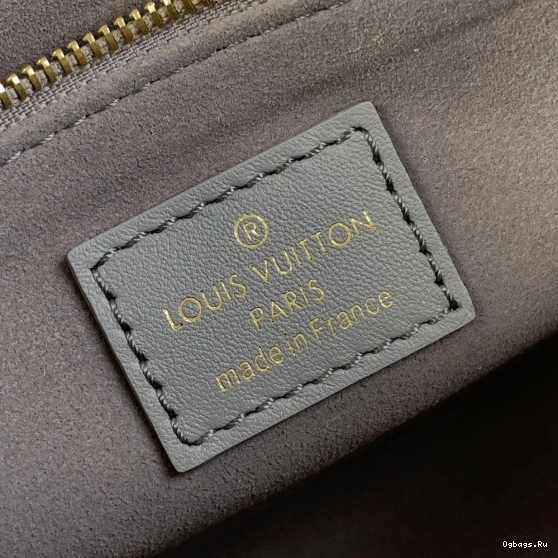 VUITTON PM-25*19*11.5cm LOUIS ONTHEGO 0106